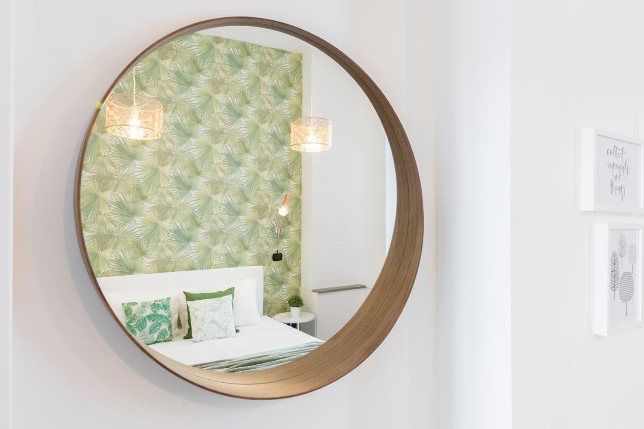BMGA l Glam Industrial 3-Bed Apartment in Termini Rome Bagian luar foto