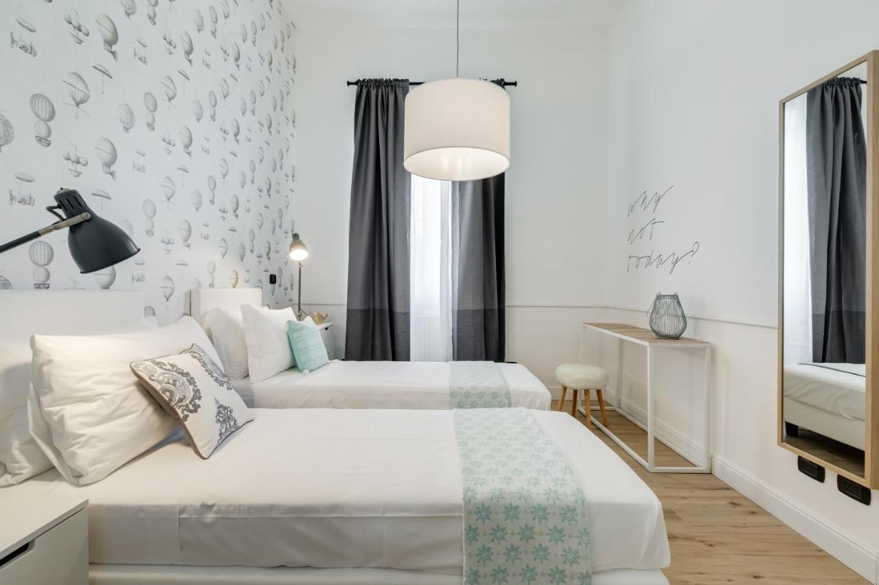 BMGA l Glam Industrial 3-Bed Apartment in Termini Rome Bagian luar foto