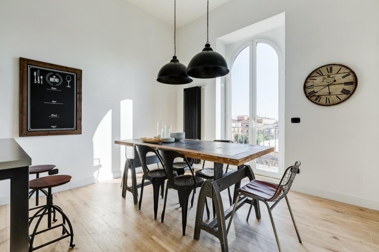 BMGA l Glam Industrial 3-Bed Apartment in Termini Rome Bagian luar foto