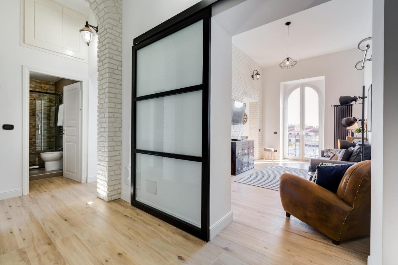BMGA l Glam Industrial 3-Bed Apartment in Termini Rome Bagian luar foto