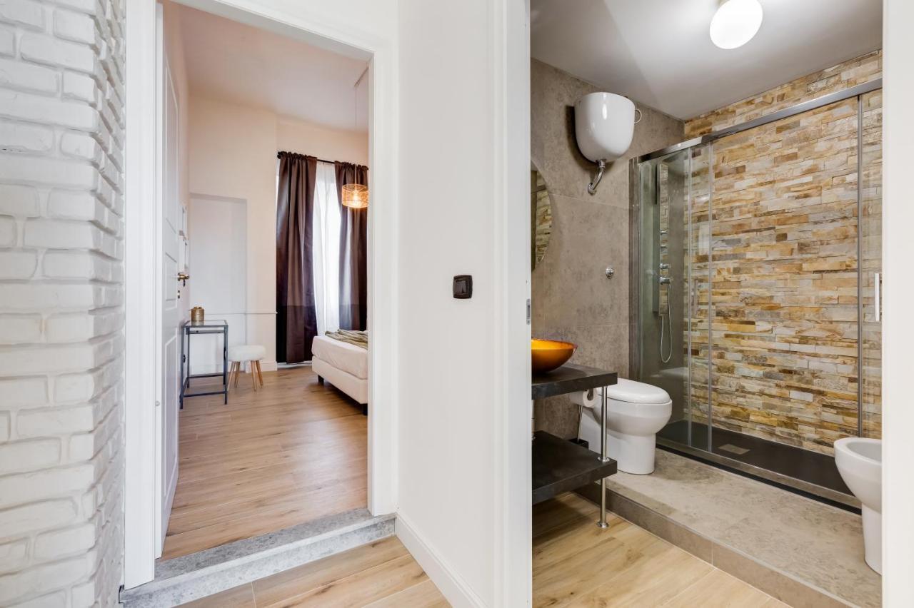 BMGA l Glam Industrial 3-Bed Apartment in Termini Rome Bagian luar foto