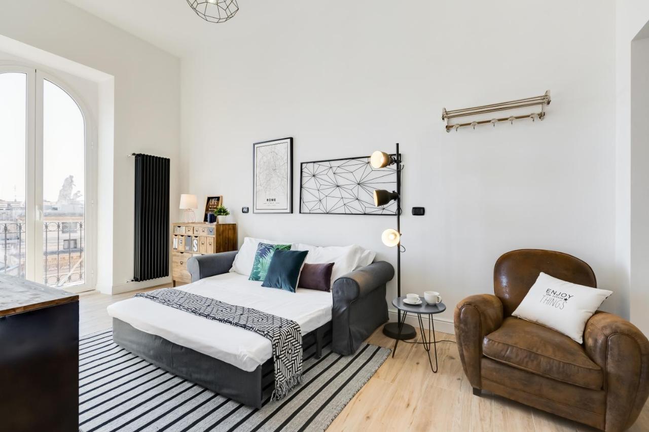 BMGA l Glam Industrial 3-Bed Apartment in Termini Rome Bagian luar foto