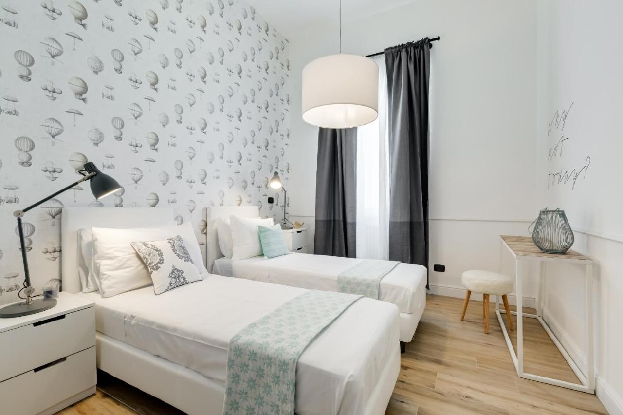 BMGA l Glam Industrial 3-Bed Apartment in Termini Rome Bagian luar foto